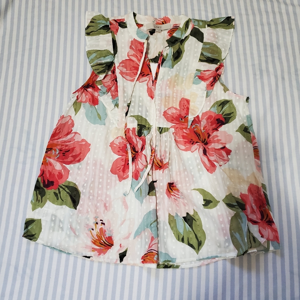 NWT Flowery LOFT top